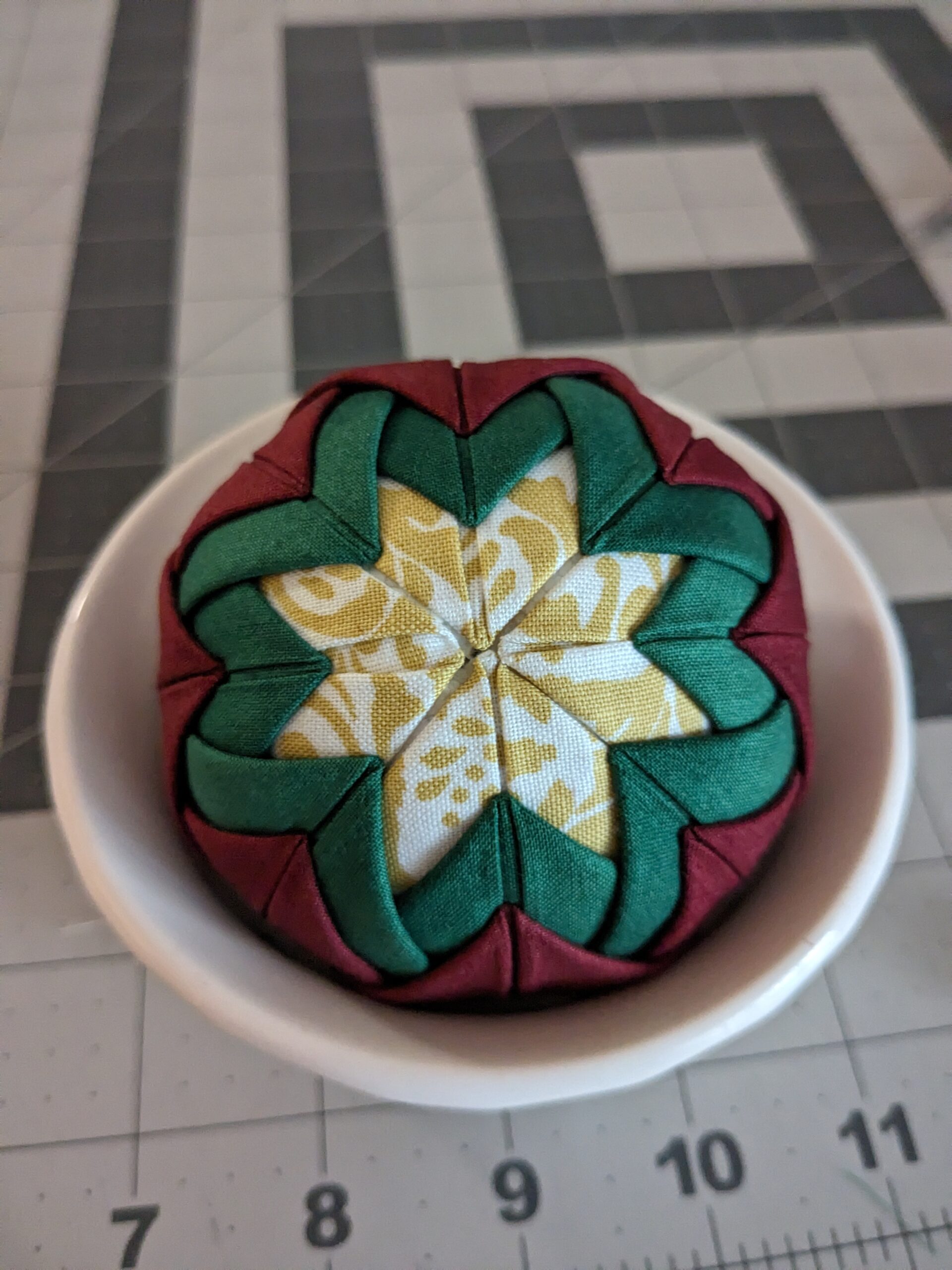No Sew Quilted Christmas Ornament!